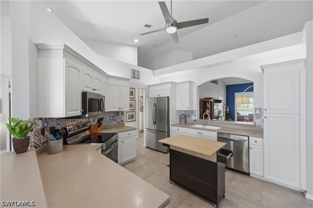 2 Bed Condominium for Sale in Wedgewood Ii, photo 13