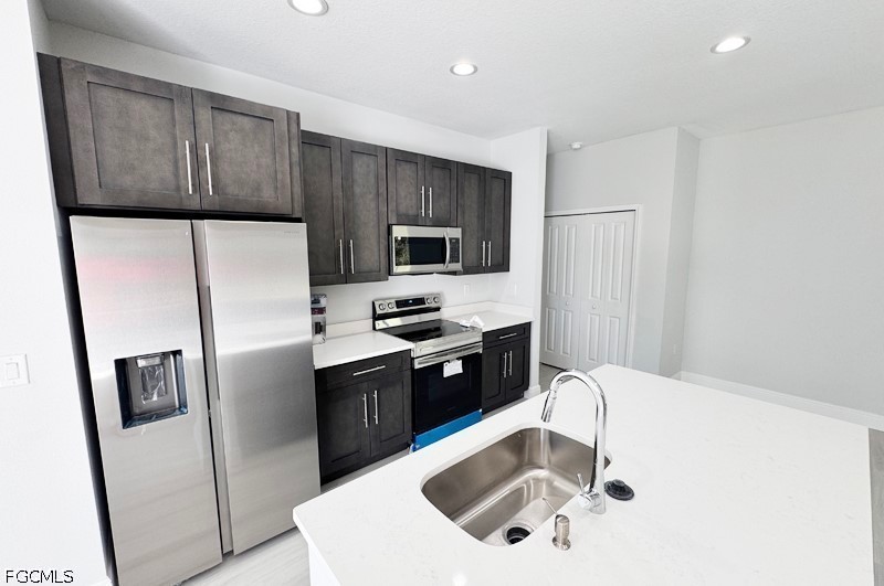 4 Bed SingleFamilyResidence for Sale in Port Charlotte, photo 13