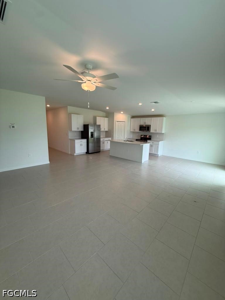 4 Bed SingleFamilyResidence for Sale in Crane Landing, photo 13