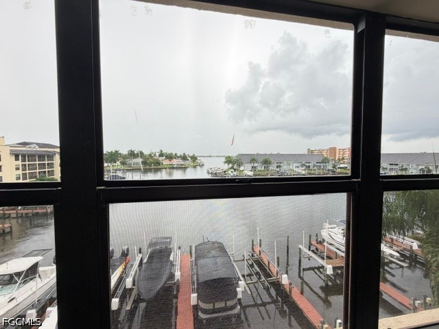 2 Bed Waterfront Home for Sale in Cape Coral, photo 13