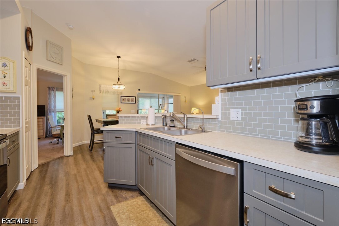 2 Bed Attached for Sale in Lehigh Acres, photo 13
