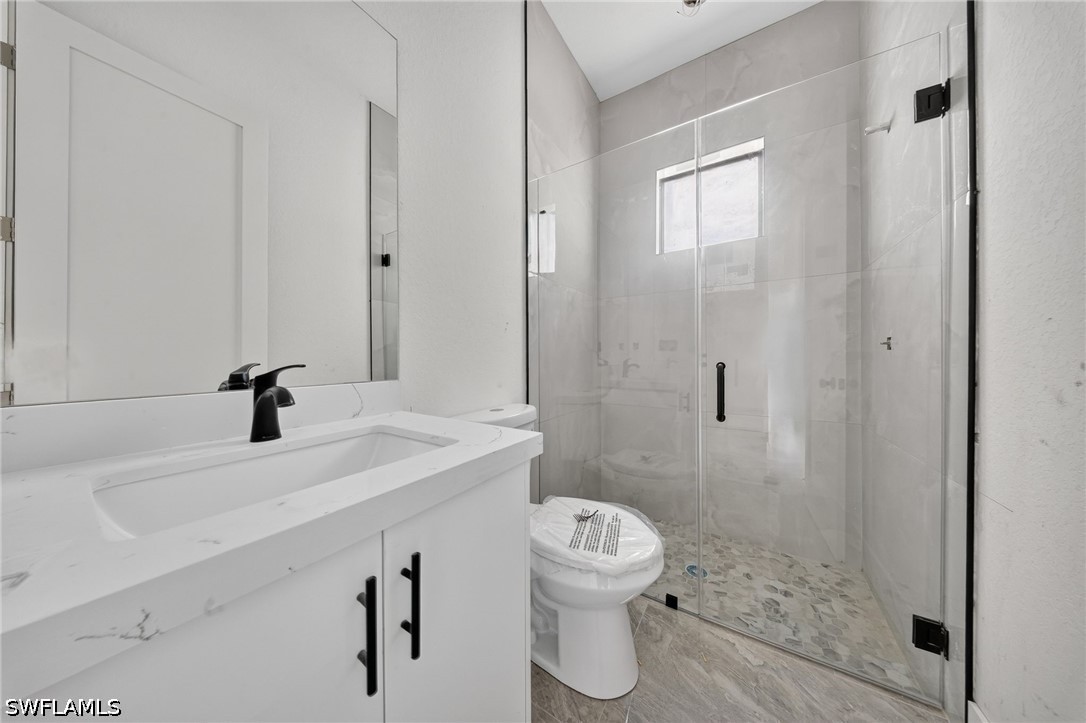 6 Bed Duplex for Sale in Lehigh Acres, photo 13