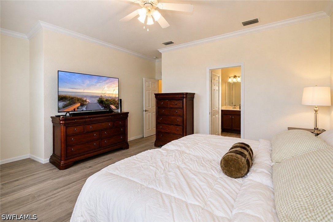 3 Bed Waterfront Home for Sale in Naples, photo 13