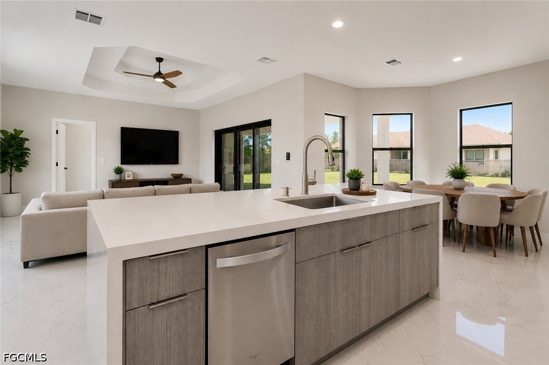 3 Bed SingleFamilyResidence for Sale in Lehigh Acres, photo 13