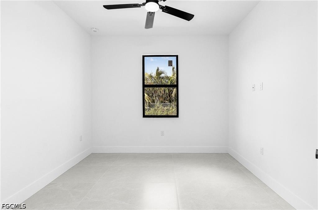 4 Bed SingleFamilyResidence for Sale in Cape Coral, photo 13