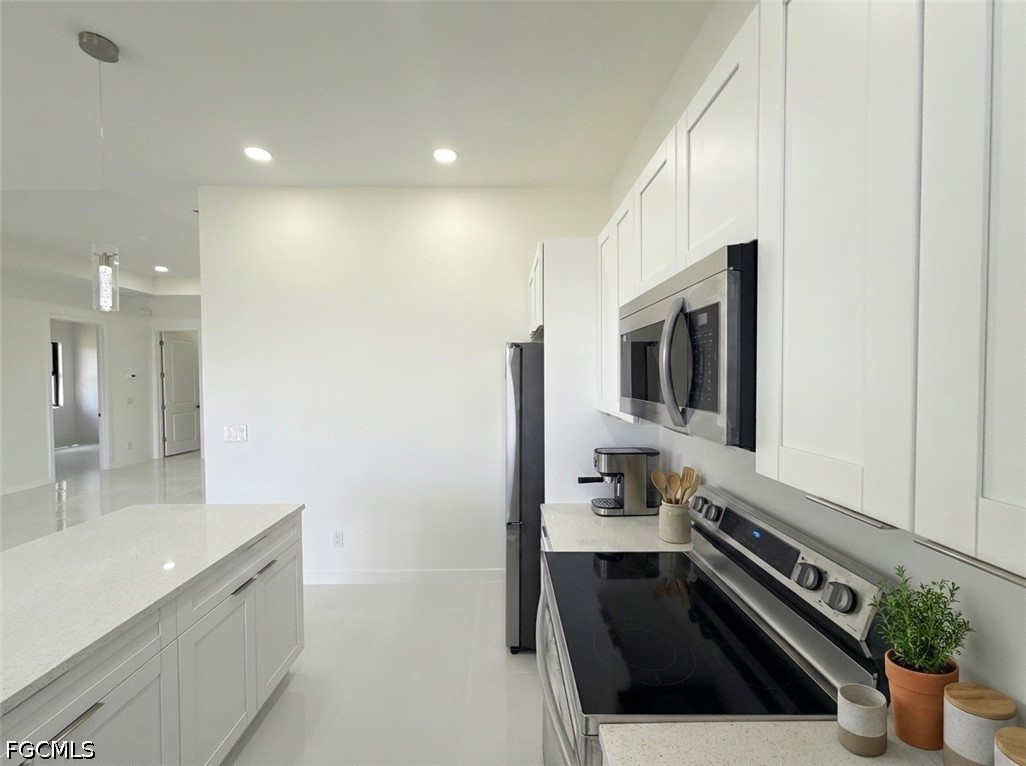 4 Bed SingleFamilyResidence for Sale in Cape Coral, photo 13