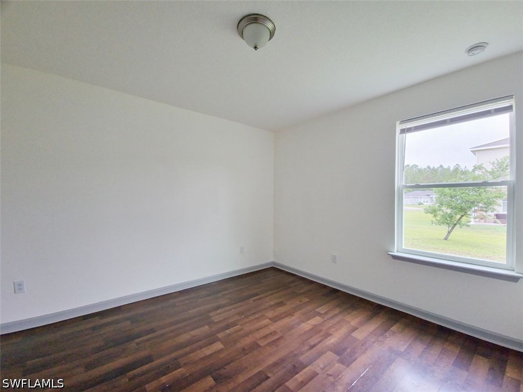 3 Bed SingleFamilyResidence for Sale in Not Applicable, photo 13