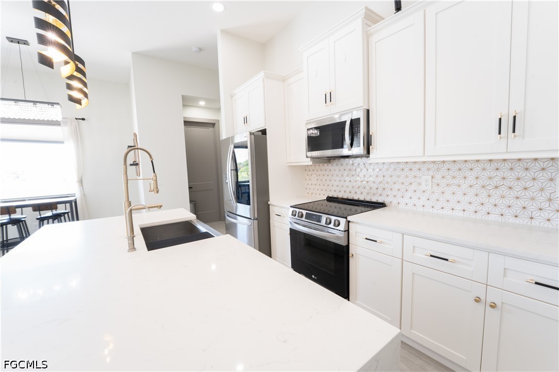 3 Bed Pool Home for Sale in Cape Coral, photo 13