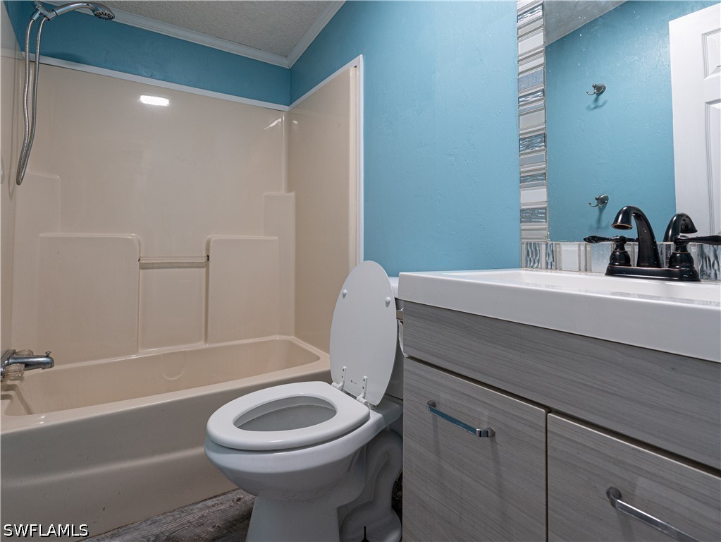 3 Bed Pool Home for Sale in Not Applicable, photo 13