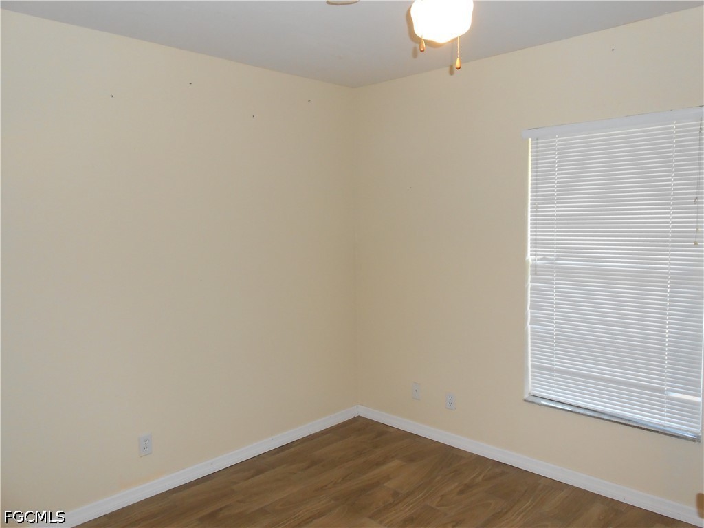 3 Bed SingleFamilyResidence for Sale in Lehigh Acres, photo 13