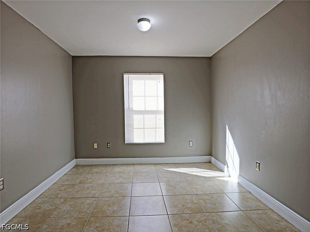 3 Bed Townhouse for Sale in Fort Myers, photo 13