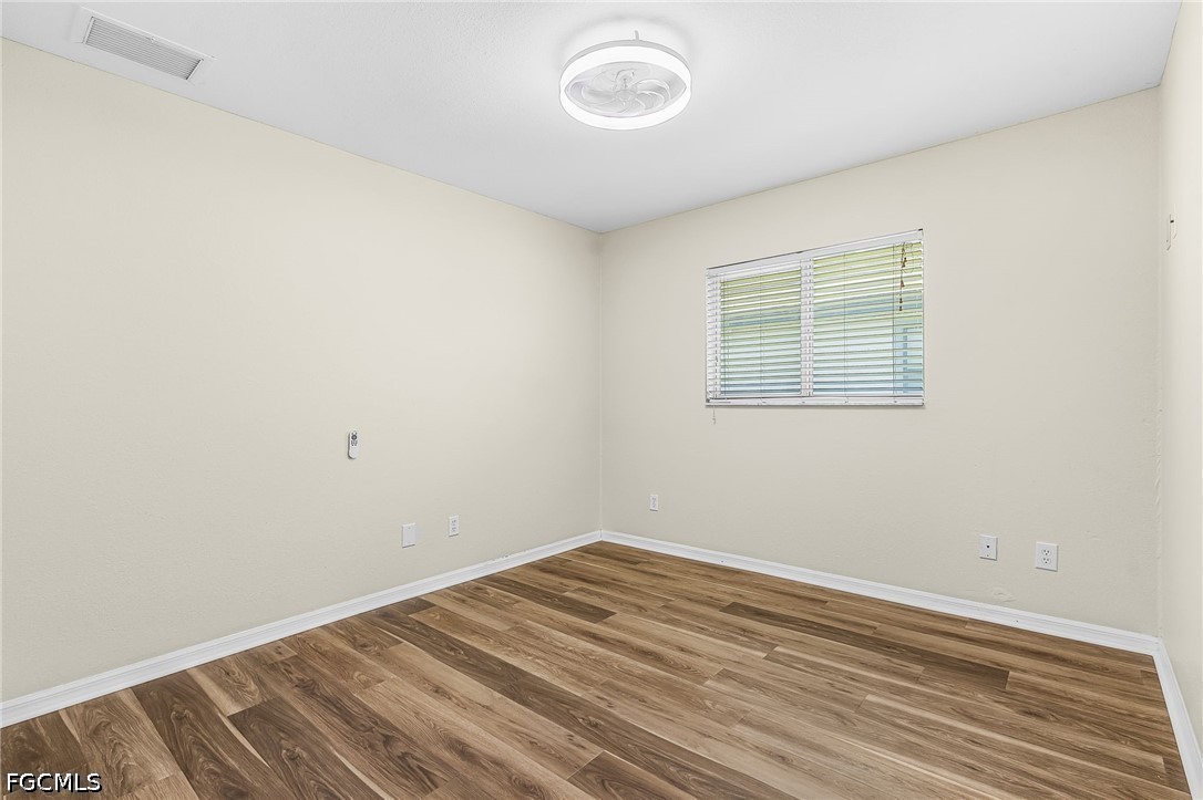 4 Bed SingleFamilyResidence for Sale in Cape Coral, photo 13