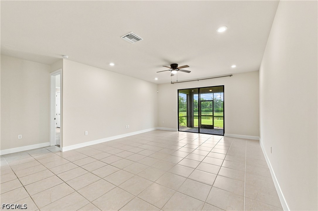 3 Bed Waterfront Home for Sale in Fort Myers, photo 13