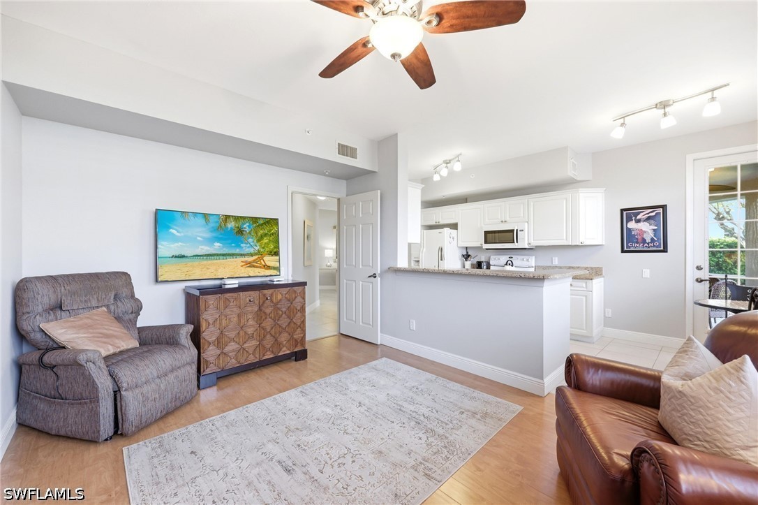 2 Bed Condominium for Sale in L'Ambiance, photo 13