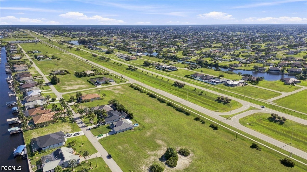 Commercial for Sale in Cape Coral, photo 13