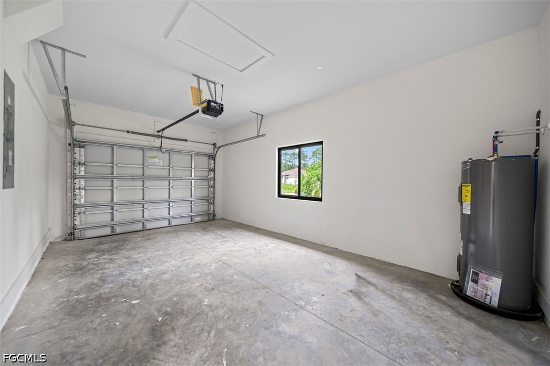 6 Bed Duplex for Sale in Lehigh Acres, photo 13