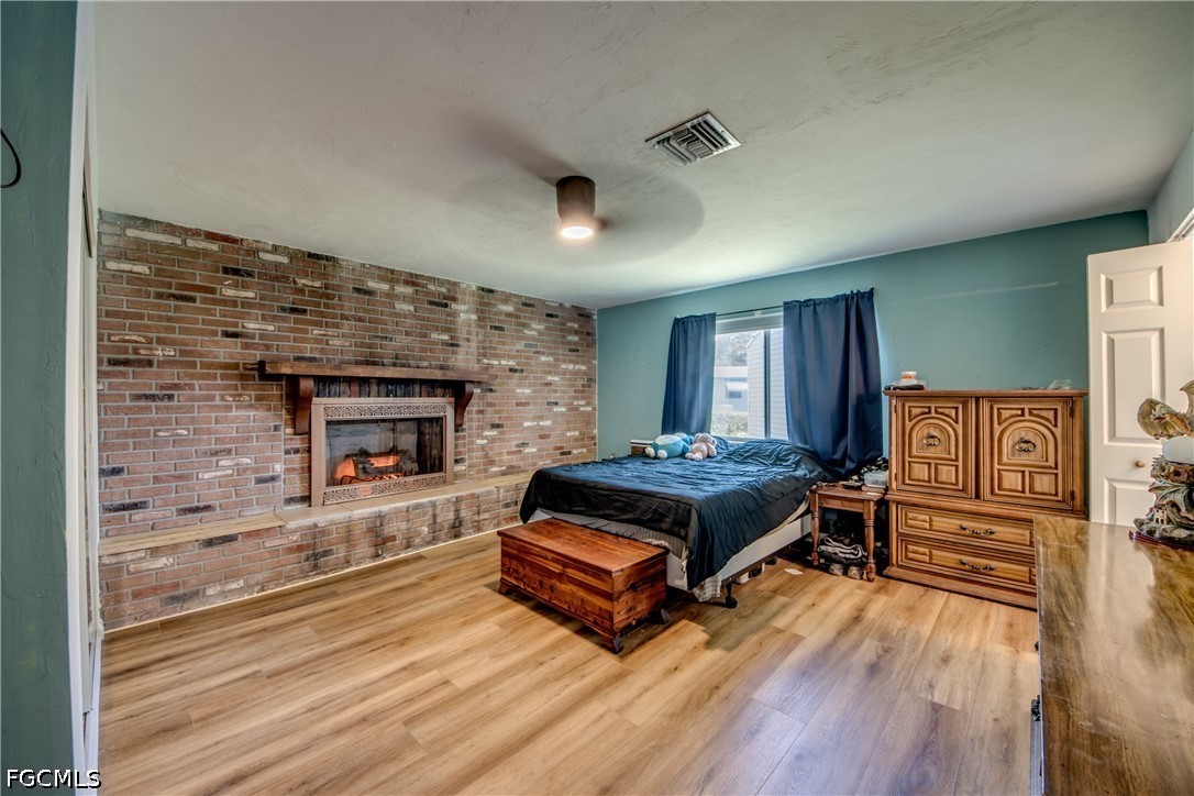 4 Bed SingleFamilyResidence for Sale in North Fort Myers, photo 13