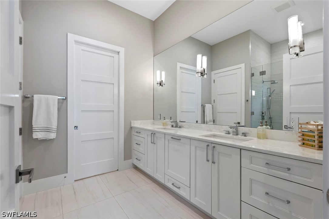 5 Bed Pool Home for Sale in Olde Naples, photo 13