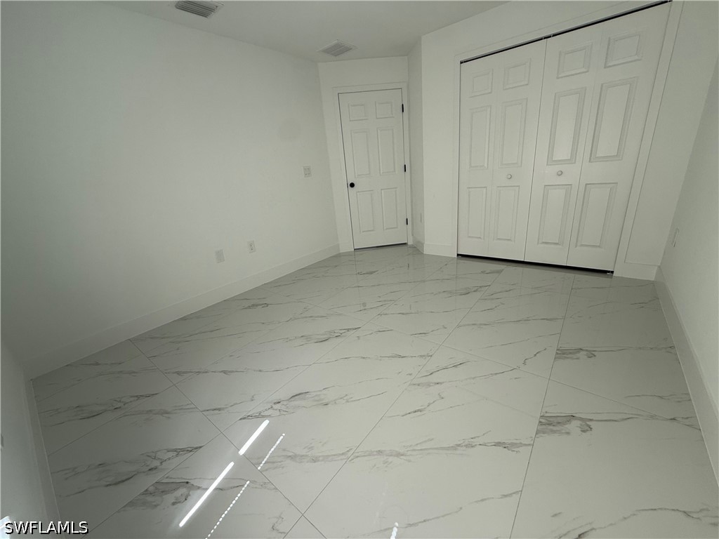 4 Bed SingleFamilyResidence for Sale in Lehigh Acres, photo 13