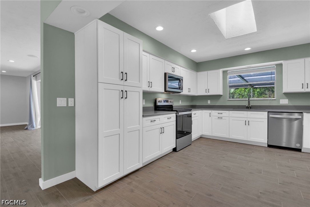2 Bed Pool Home for Sale in Whiskey Creek, photo 13