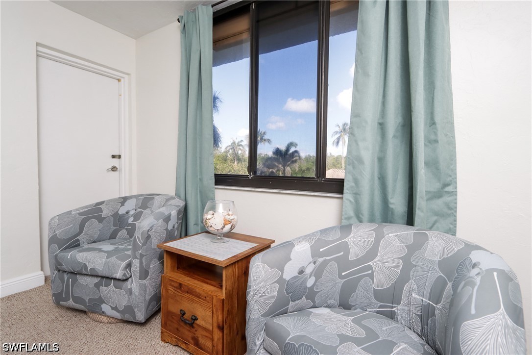 1 Bed Waterfront Home for Sale in Naples, photo 13