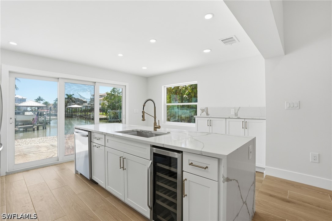 3 Bed Waterfront Home for Sale in Laguna Shores, photo 13
