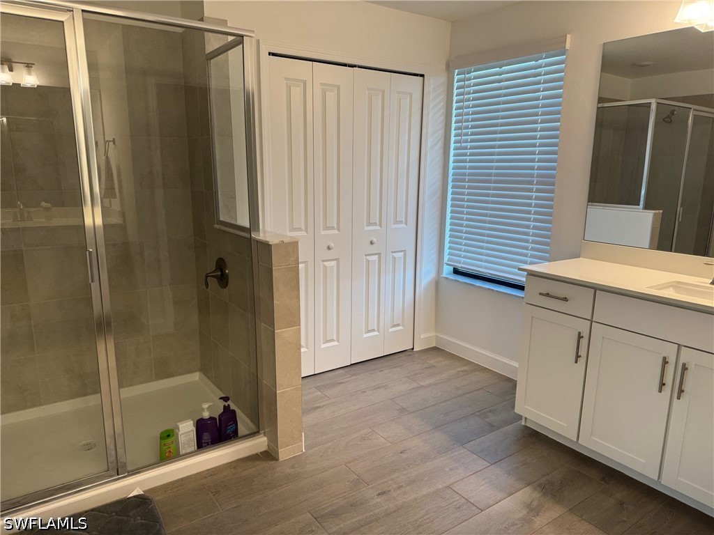 5 Bed SingleFamilyResidence for Sale in Estero, photo 13