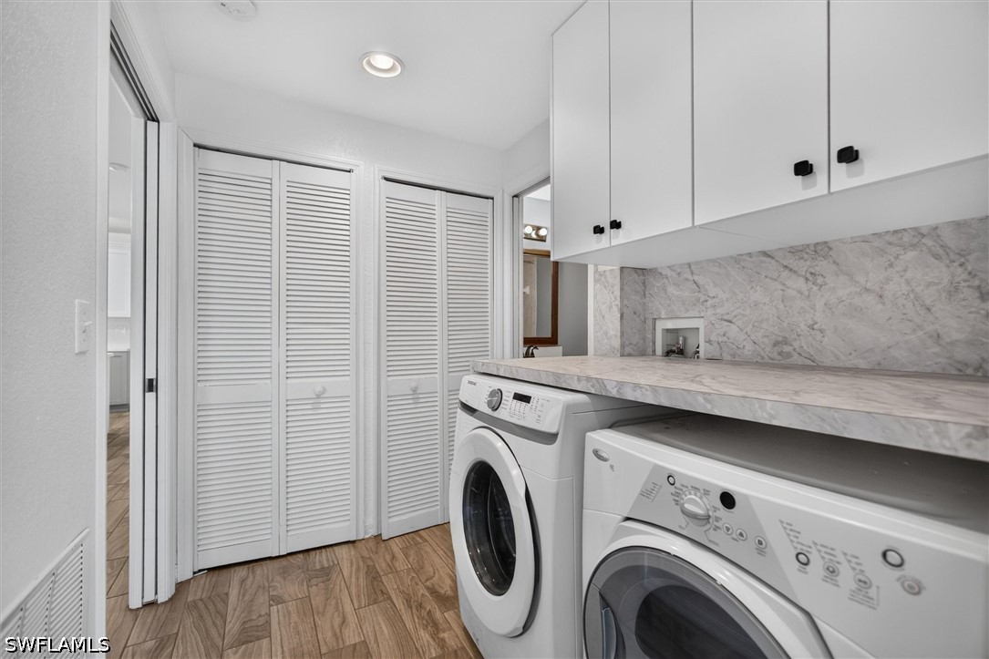 2 Bed Condominium for Sale in Fort Myers, photo 13