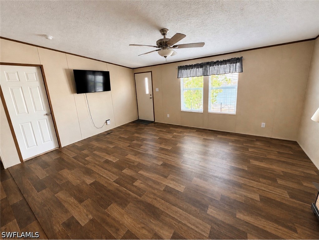 3 Bed ManufacturedHome for Sale in Imperial Harbor, photo 13