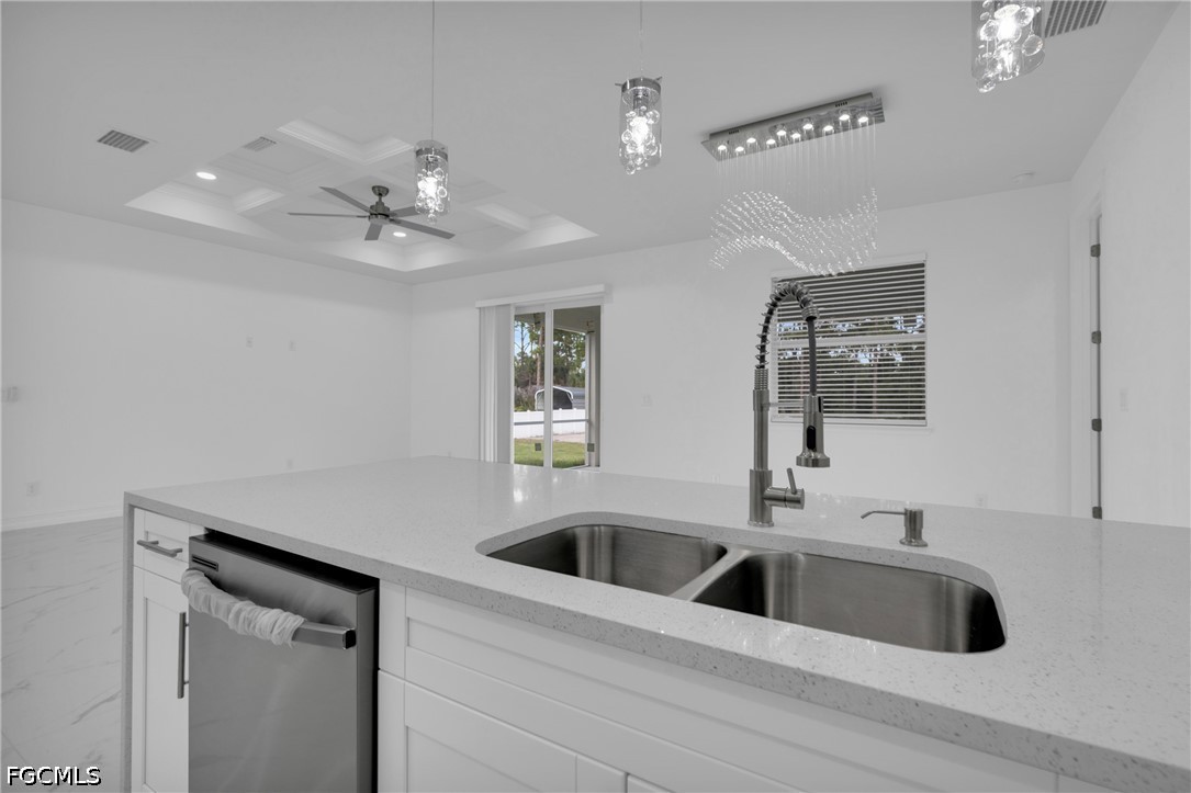 3 Bed SingleFamilyResidence for Sale in Lehigh Acres, photo 13