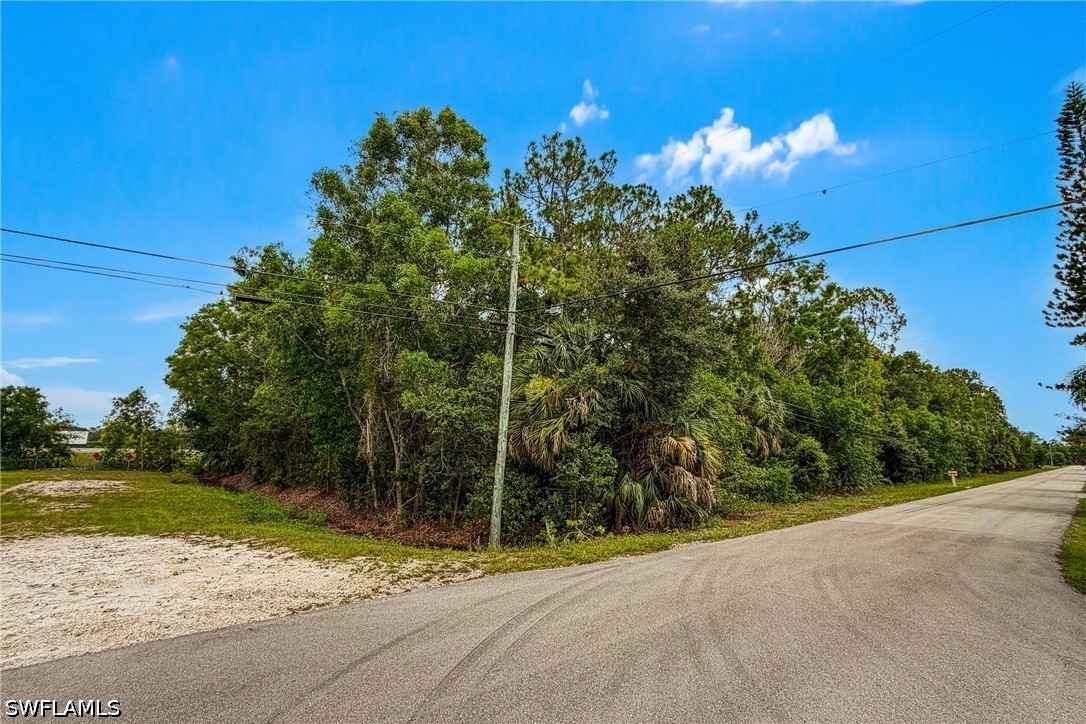 Residential for Sale in Golden Gate Estates, photo 13