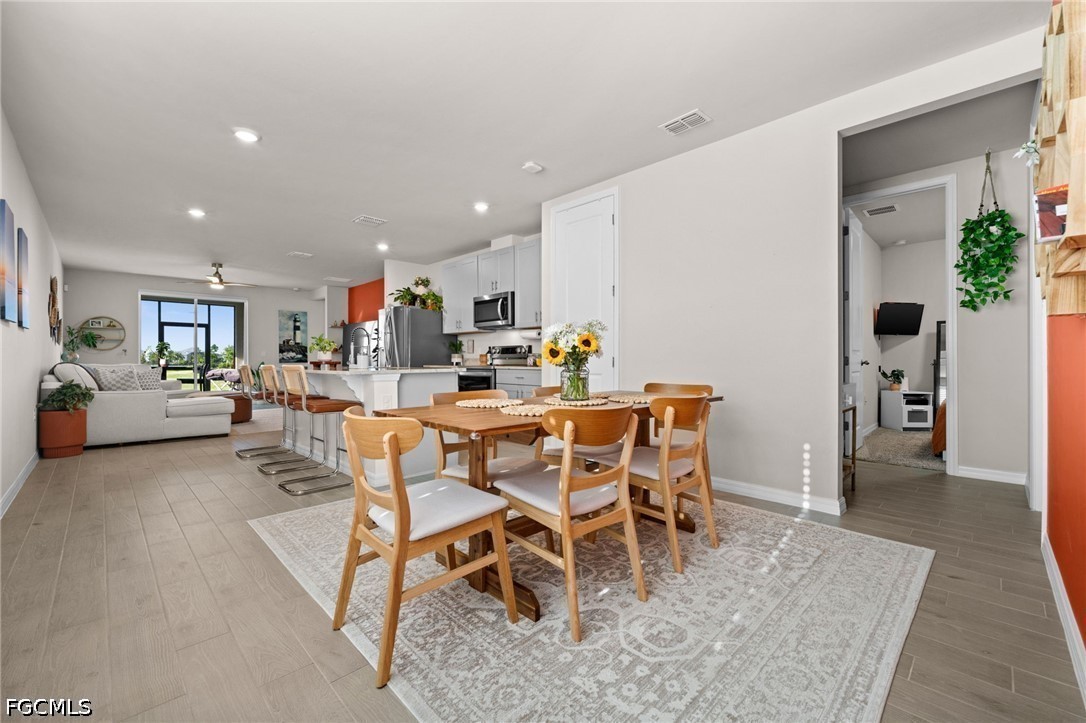 3 Bed SingleFamilyResidence for Sale in Crescent Grove, photo 13