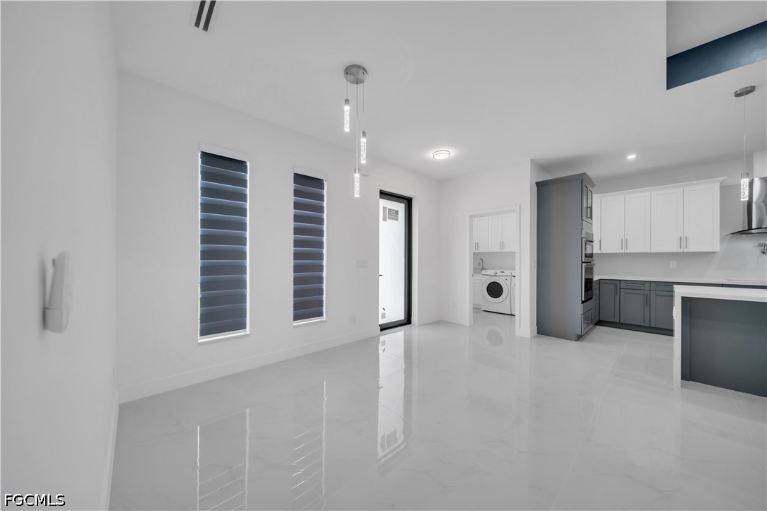 3 Bed SingleFamilyResidence for Sale in Cape Coral, photo 13