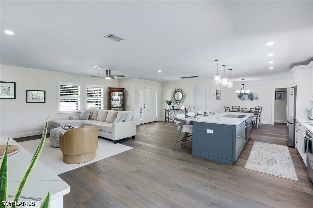 3 Bed Pool Home for Sale in Tierra Del Sol, photo 13