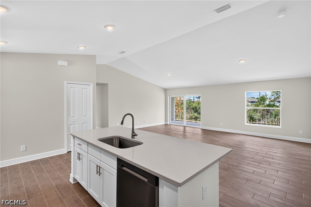 4 Bed Waterfront Home for Sale in Cape Coral, photo 13