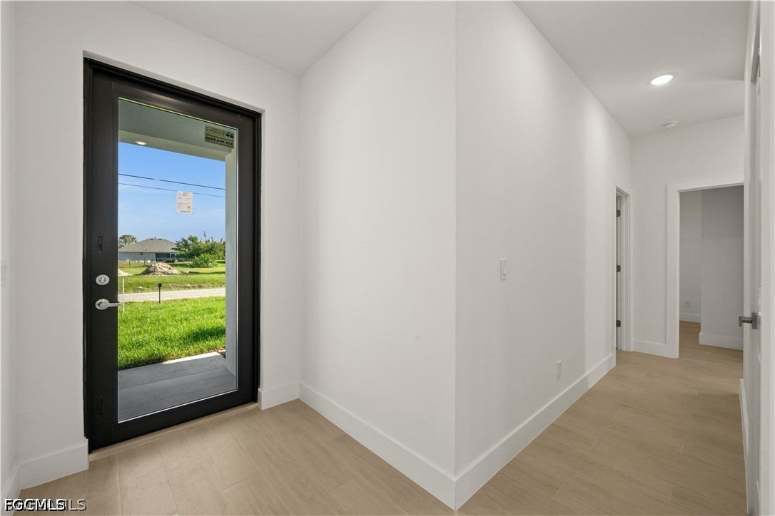 4 Bed SingleFamilyResidence for Sale in Cape Coral, photo 13