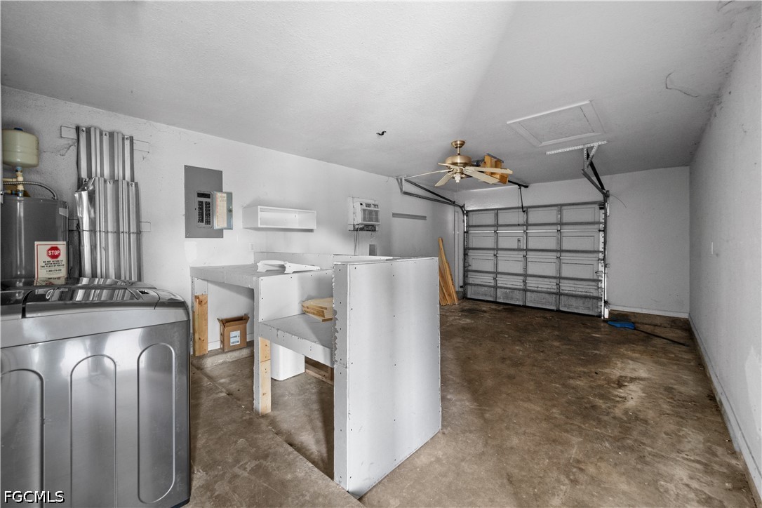 3 Bed SingleFamilyResidence for Sale in Cape Coral, photo 13