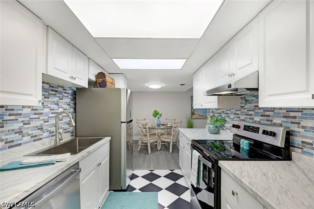 2 Bed Condominium for Sale in Lakewood, photo 13