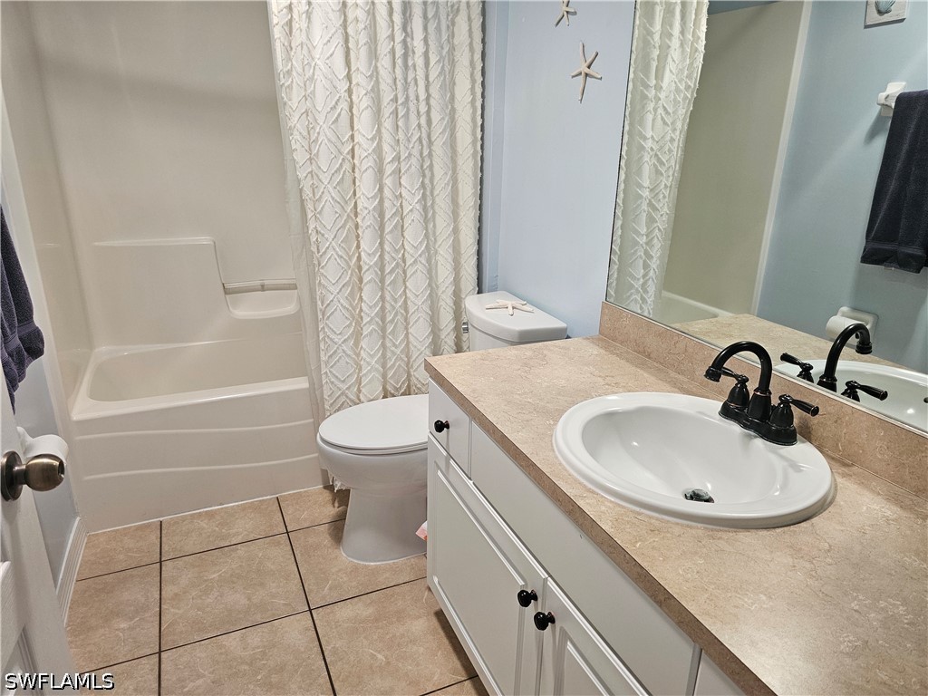3 Bed Pool Home for Sale in Cape Coral, photo 13