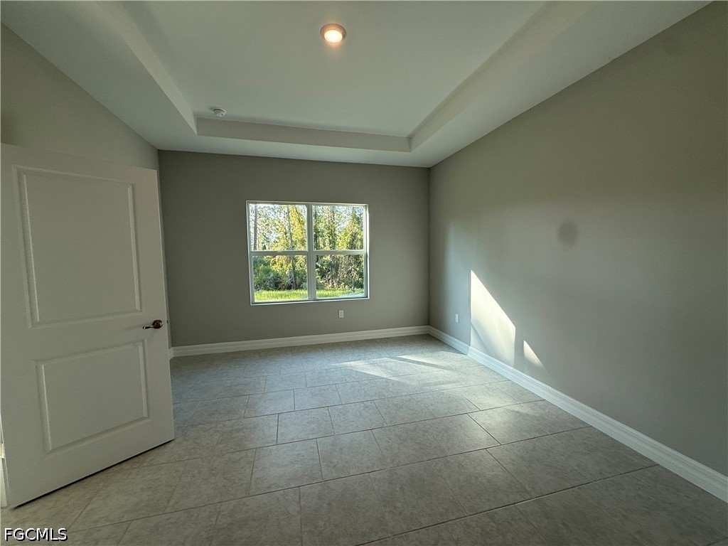 3 Bed SingleFamilyResidence for Sale in Lehigh Acres, photo 13