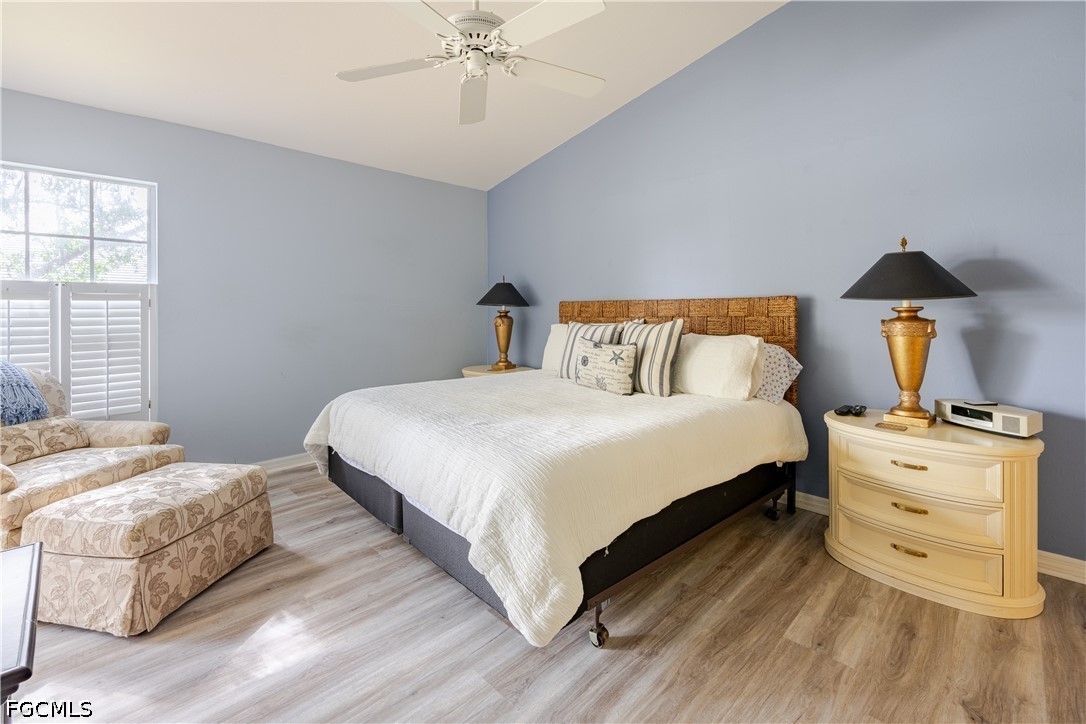 2 Bed Condominium for Sale in Naples, photo 13