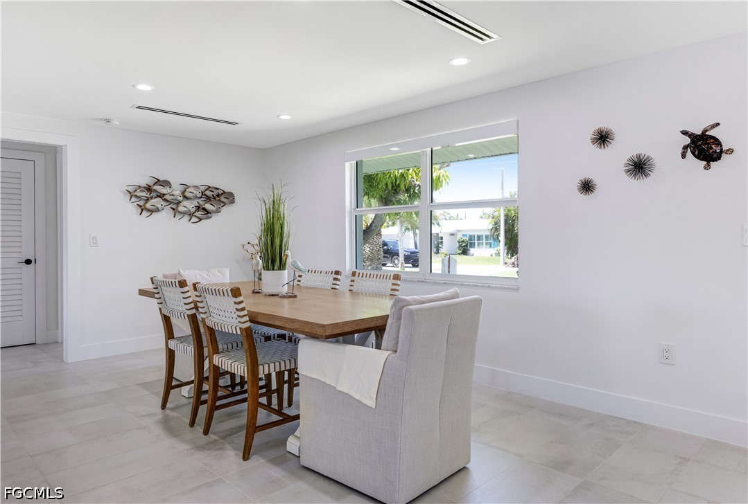 3 Bed Pool Home for Sale in Fort Myers Beach, photo 13