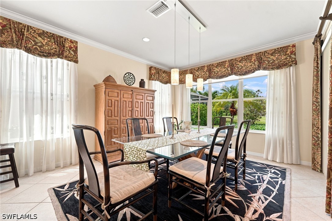 3 Bed Waterfront Home for Sale in Verona Walk, photo 13