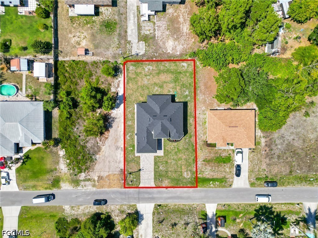 4 Bed SingleFamilyResidence for Sale in Lehigh Acres, photo 13