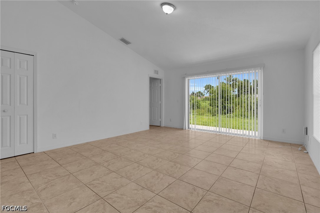 6 Bed Duplex for Sale in Lehigh Acres, photo 13