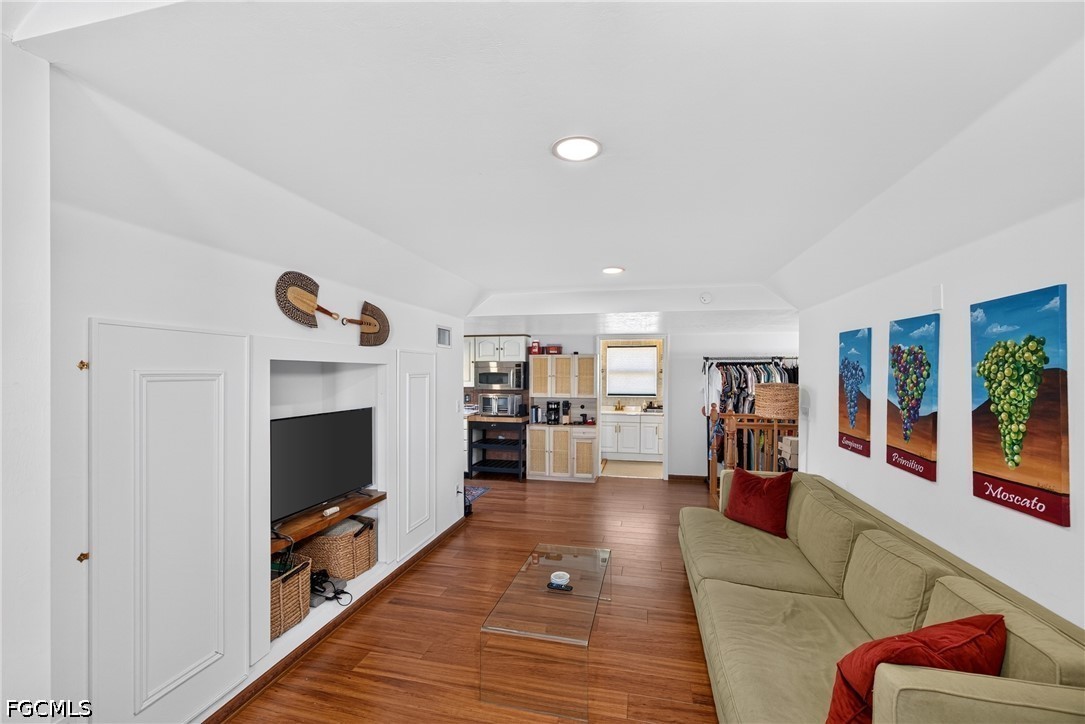 3 Bed Waterfront Home for Sale in Imperial Shores, photo 13