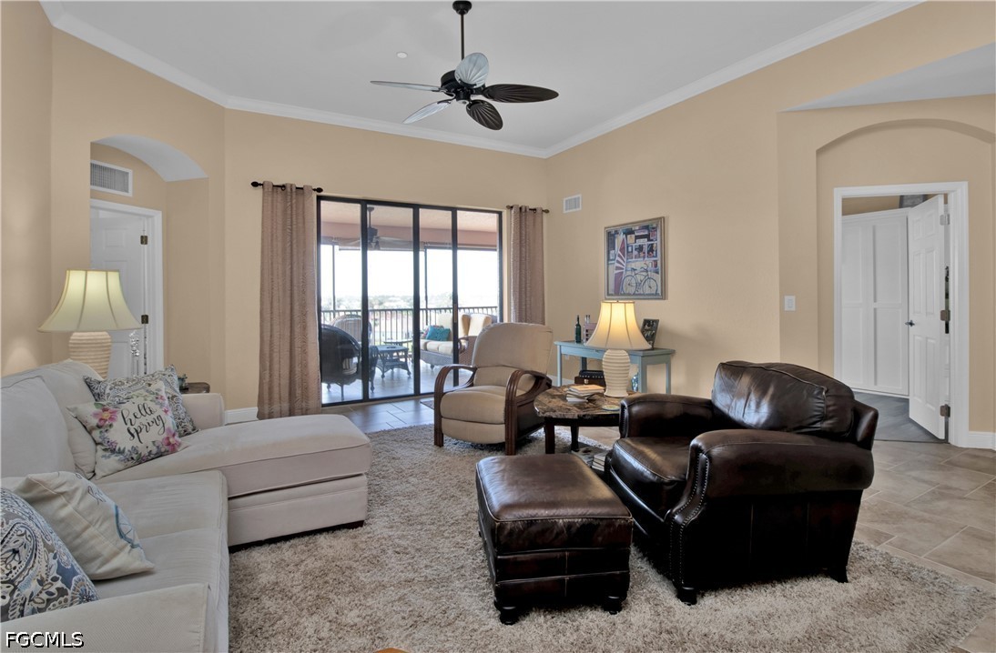 3 Bed Pool Home for Sale in Esplanade, photo 13