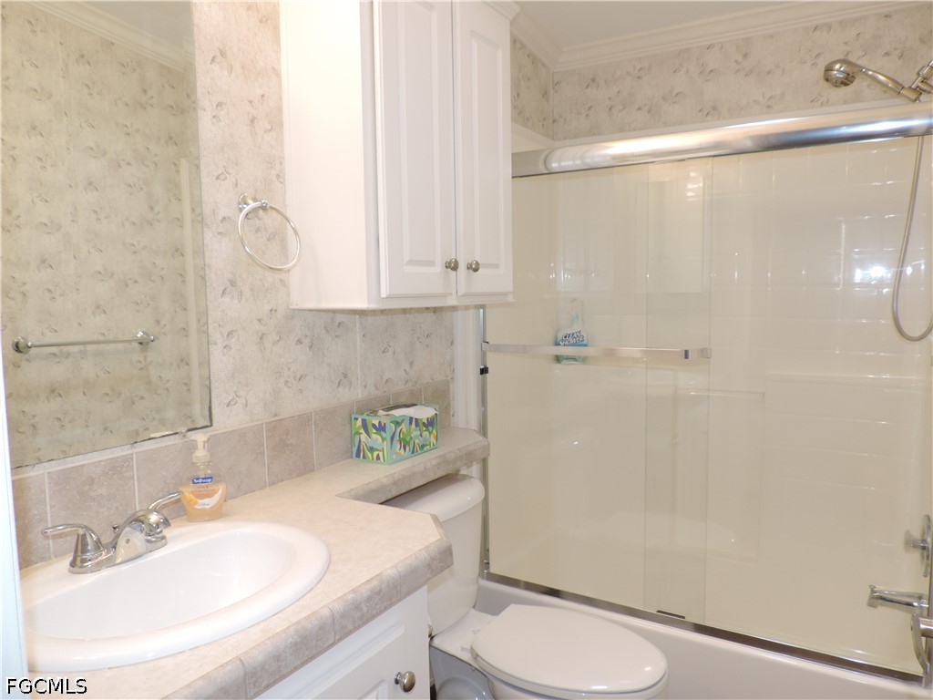 2 Bed ManufacturedHome for Sale in Estero, photo 13