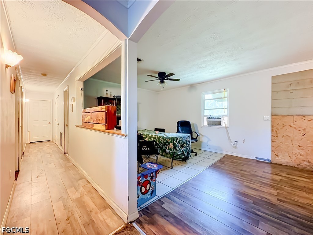 3 Bed SingleFamilyResidence for Sale in Acreage, photo 13