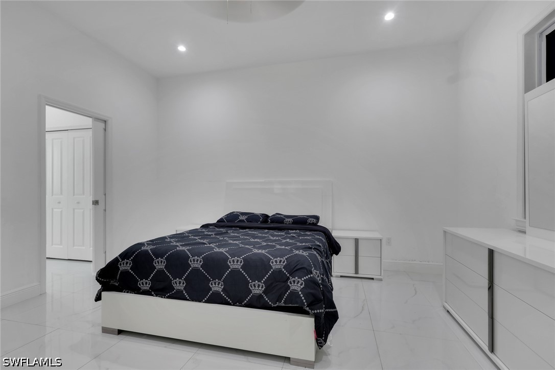 3 Bed SingleFamilyResidence for Sale in Naples, photo 13
